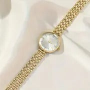 Elegant women's quartz watch roman